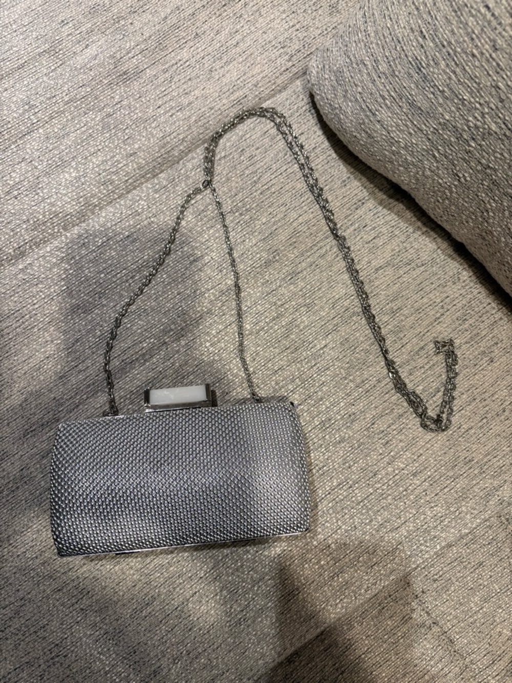 Jessica McClintock Silver Mesh Evening Clutch with Chain